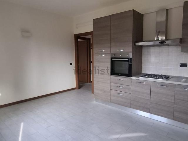 Appartamento in vendita a Aicurzio, Lombardia