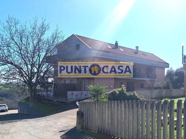 Appartamento in vendita a Bellante, Abruzzo