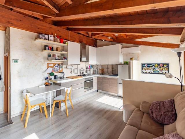 Appartamento in vendita a Uboldo, Varese
