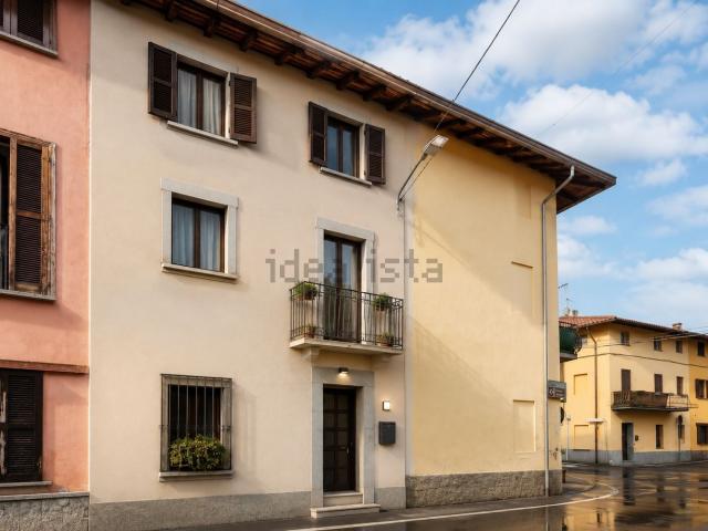 Appartamento in vendita a Cislago, Lombardia