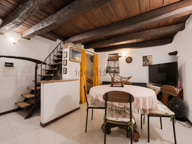 Appartamento in vendita a Carrara, Toscana