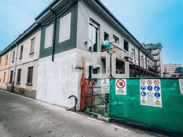 Appartamento in vendita a Cesano Maderno, Lombardia