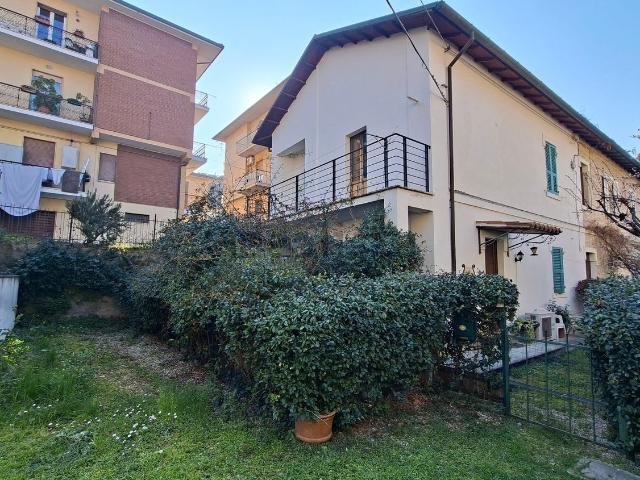 Appartamento in vendita a Porta Maggiore, Marche