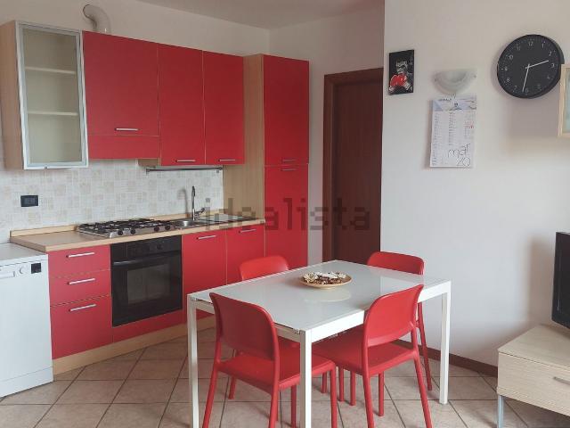 Appartamento in vendita a Merlino, Lombardia