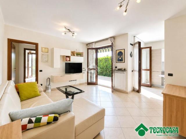 Appartamento in vendita a Cornaredo, Milano