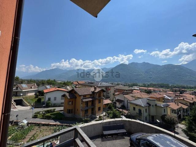 Appartamento in vendita a Costa Volpino, Lombardia
