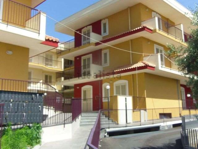 Appartamento in vendita a Aci Santa Lucia, Aci Catena