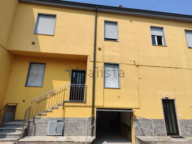 Appartamento in vendita a Bareggio, Lombardia