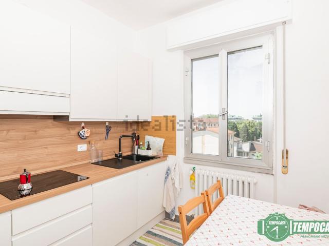 Appartamento in vendita a Melegnano, Lombardia