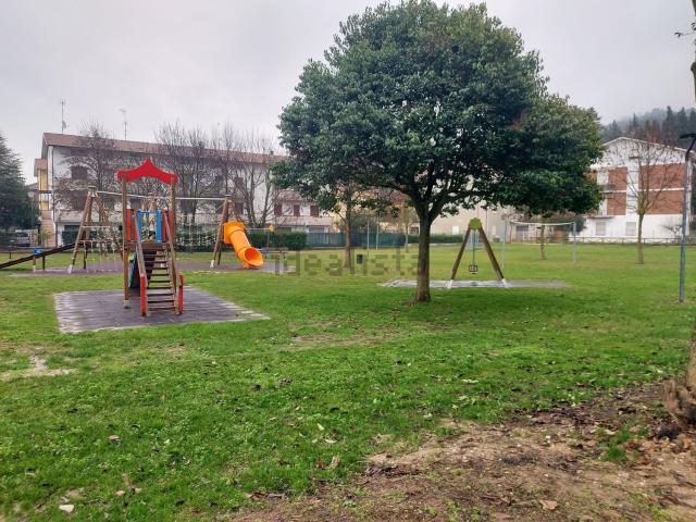 Appartamento in vendita a Castello, Marche