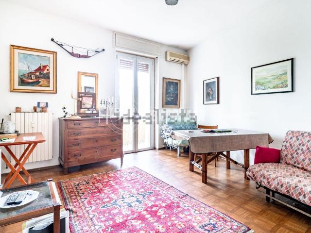 Appartamento in vendita a Cassina Pertusella, Caronno Pertusella