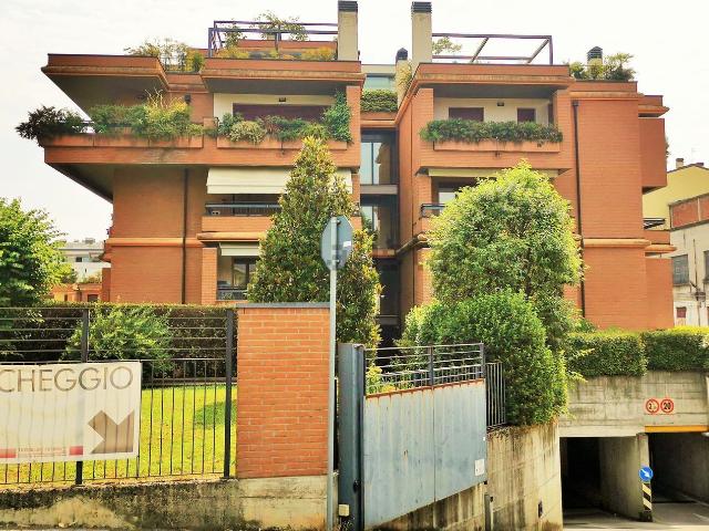 Appartamento in vendita a Treviglio, Bergamo