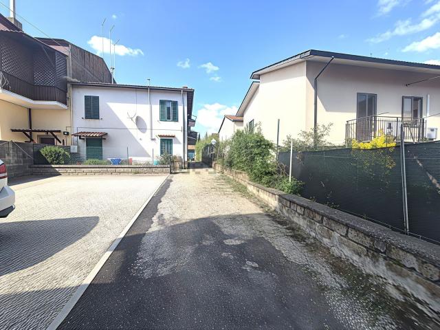 Appartamento in vendita a Fabrica Di Roma, Lazio