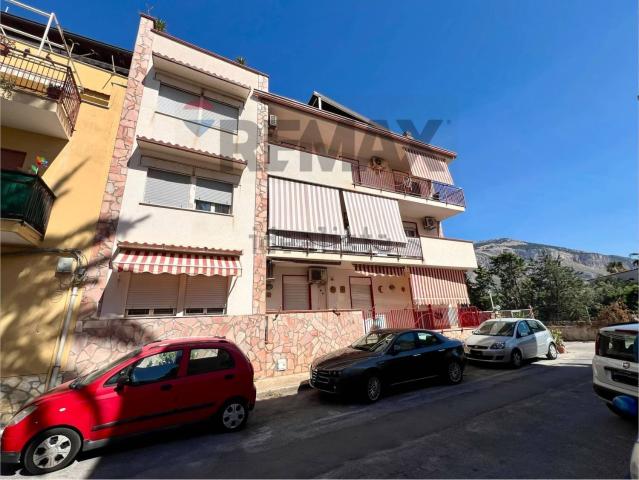 Appartamento in vendita a Isola Delle Femmine, Sicilia