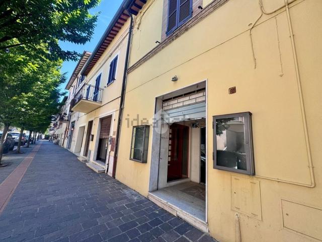 Appartamento in vendita a Assisi, Umbria