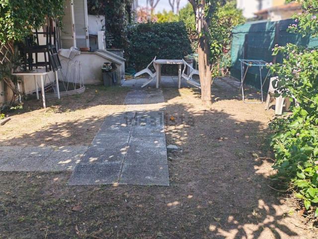 Appartamento in vendita a Torre del Lago Puccini, Viareggio