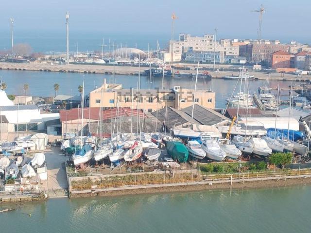 Appartamento in vendita a Baia Flaminia, Marche