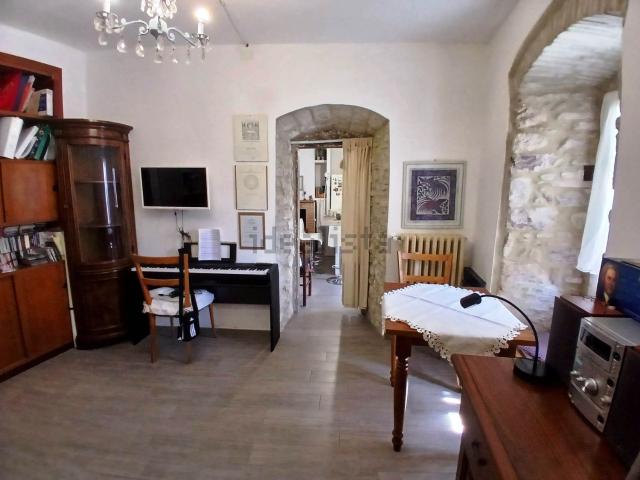 Appartamento in vendita a Stroncone, Umbria