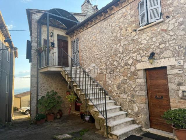 Appartamento in vendita a Amelia, Umbria