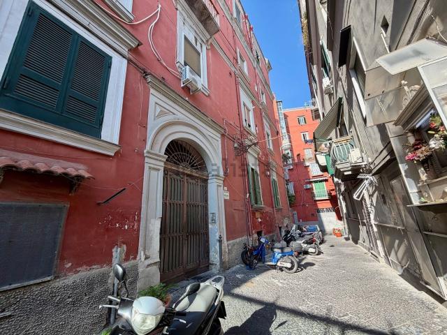 Appartamento in vendita a Municipalità 2, Campania
