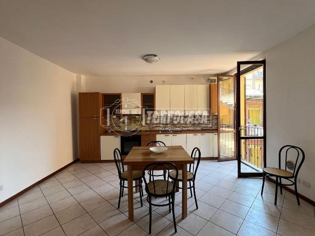 Appartamento in vendita a Pontoglio, Lombardia