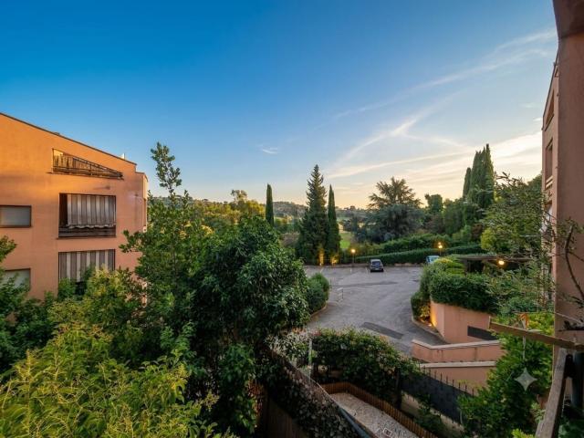 Appartamento in vendita a Colli Lilli, Roma Capitale