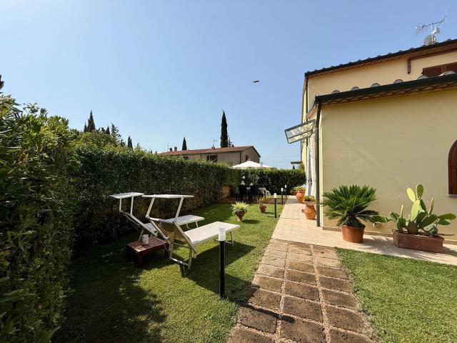 Appartamento in vendita a Suvereto, Toscana