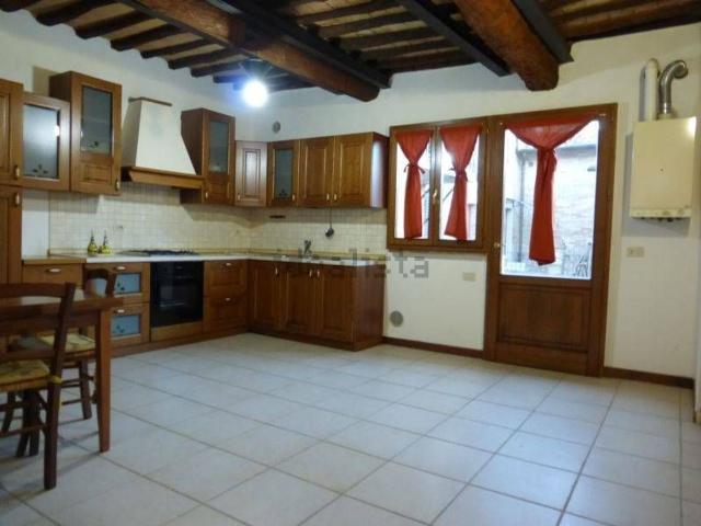 Appartamento in vendita a Siena, Toscana