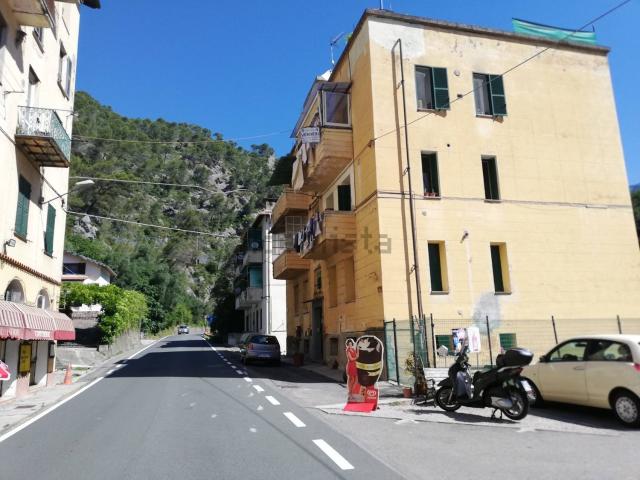 Appartamento in vendita a Olivetta San Michele, Liguria