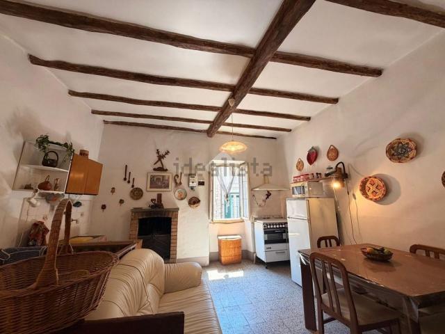 Appartamento in vendita a Soriano Nel Cimino, Lazio