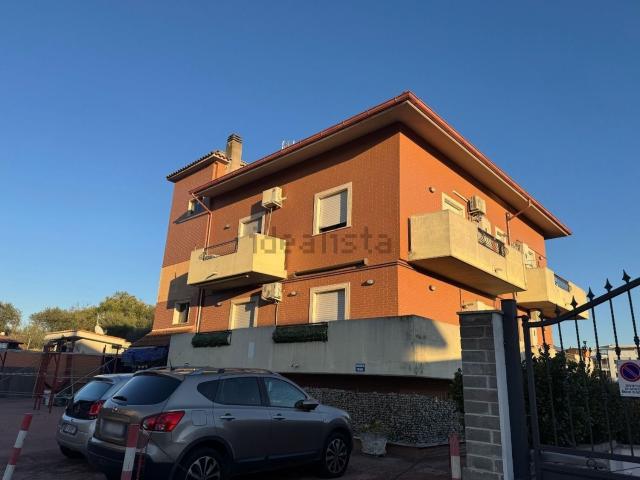 Appartamento in vendita a Roma Capitale, Lazio
