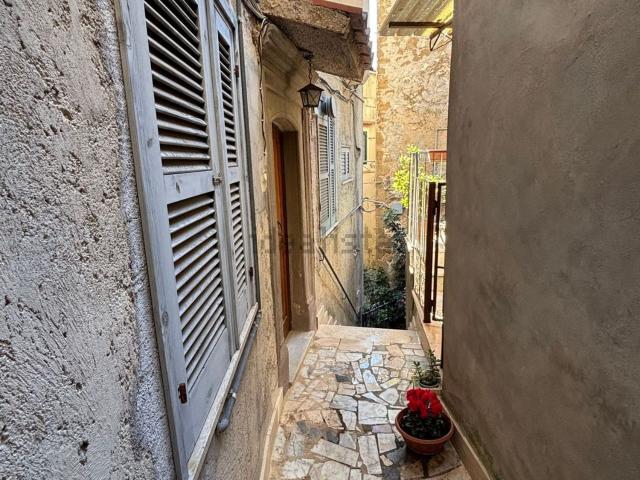 Appartamento in vendita a Cori, Lazio