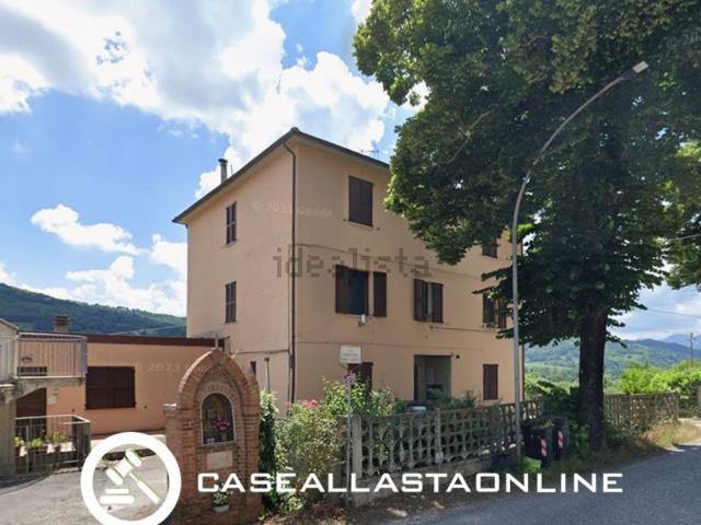 Appartamento in vendita a Macine, Marche