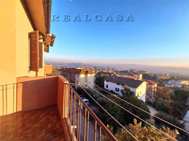 Appartamento in vendita a Marche, Ancona