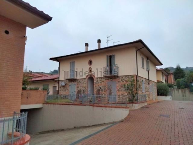 Appartamento in vendita a Santa Maria, Lucignano