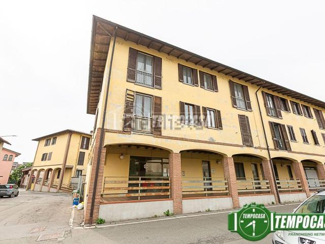 Appartamento in vendita a Palazzo Pignano, Lombardia