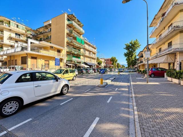 Appartamento in vendita a Pomigliano d'Arco, Napoli