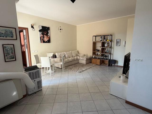 Appartamento in vendita a Santa Maria Rossa, Garbagnate Milanese