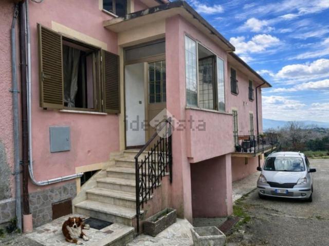 Appartamento in vendita a Configni, Lazio