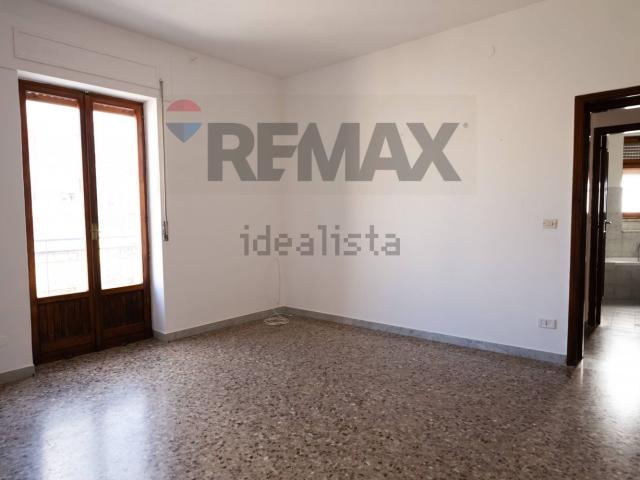 Appartamento in vendita a Crispiano, Taranto