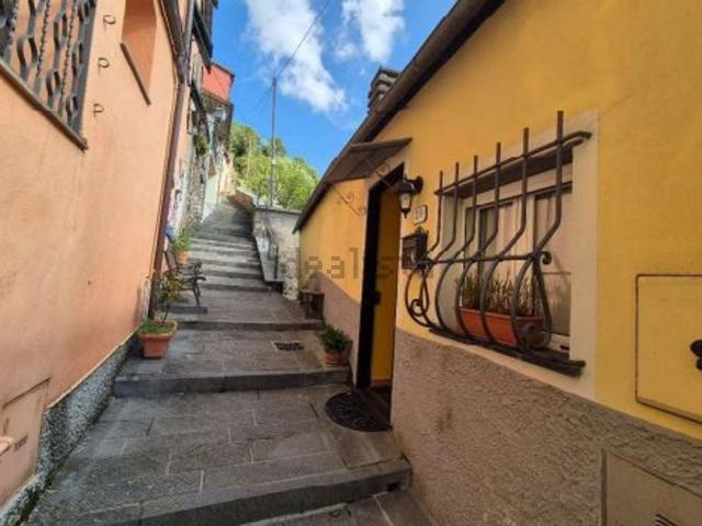 Appartamento in vendita a Varese Ligure, Liguria