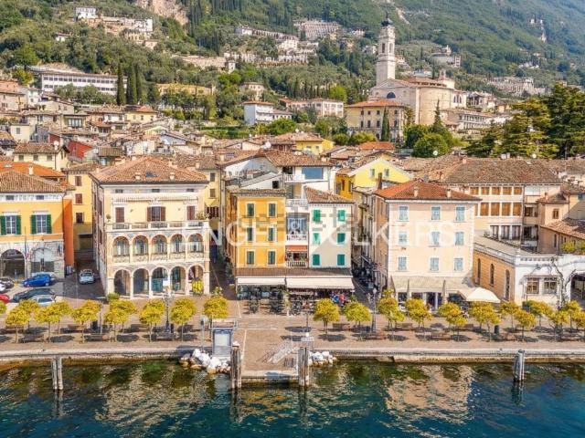 Appartamento in vendita a Comunità Montana Parco Alto Garda bresciano, Gargnano