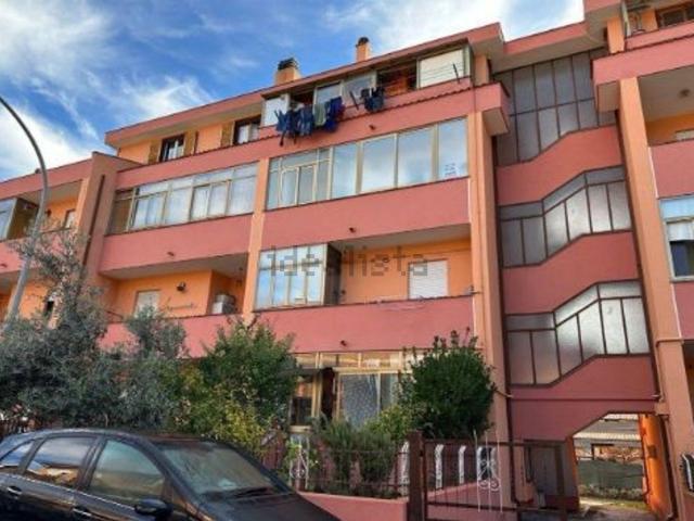 Appartamento in vendita a Capranica, Lazio