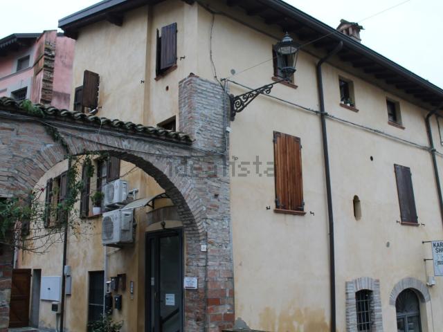 Appartamento in vendita a Traversetolo, Reggio Emilia