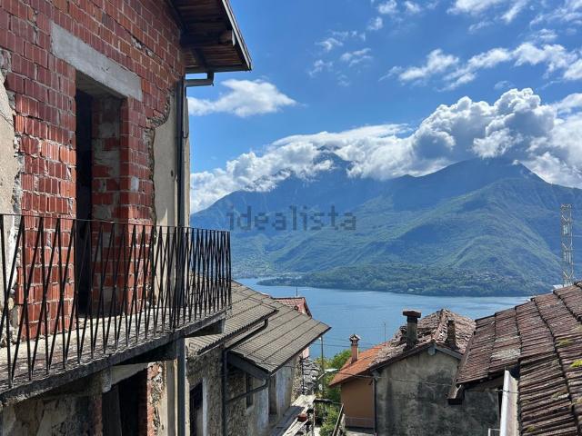 Appartamento in vendita a Stazzona, Lombardia