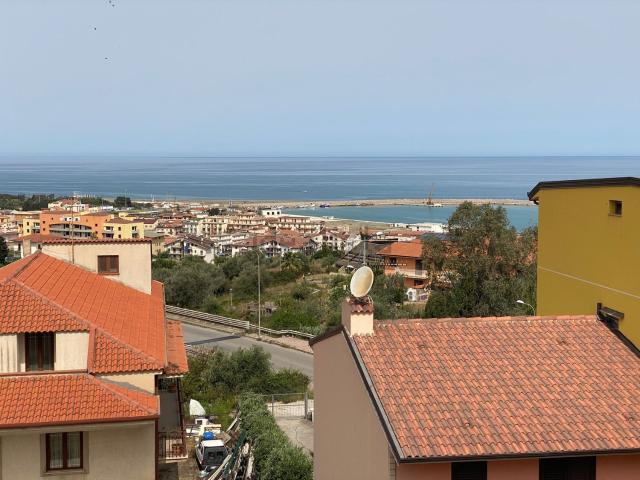 Appartamento in vendita a Minà, Sant'agata Di Militello