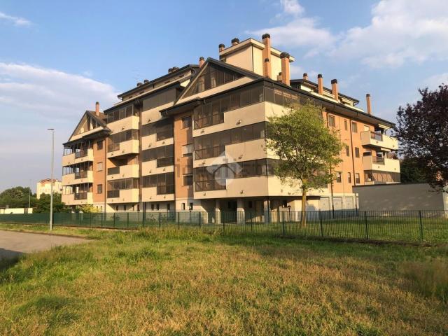 Appartamento in vendita a Lacchiarella, Lombardia