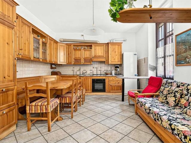 Appartamento in vendita a Vanzago, Milano