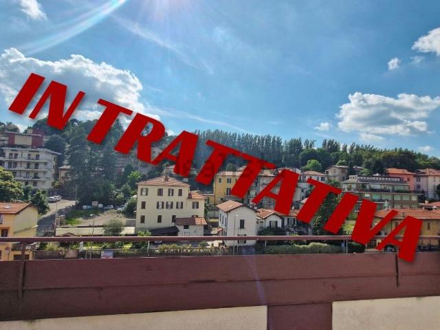 Appartamento in vendita a Biumo Superiore, Varese