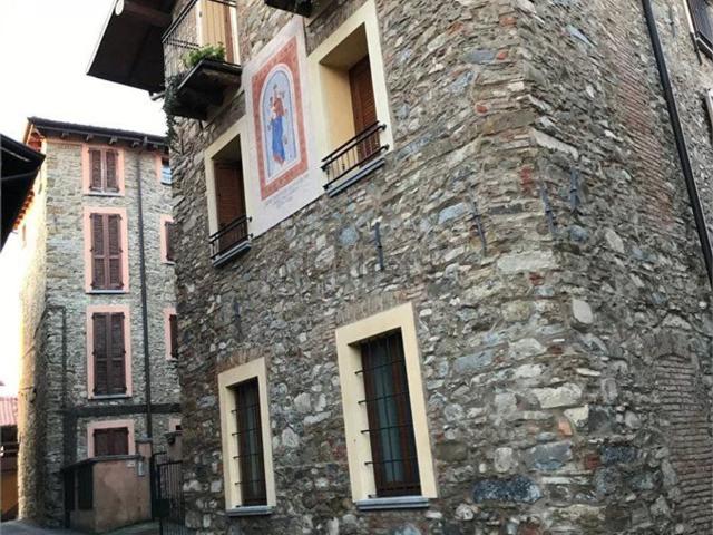 Appartamento in vendita a Colle Brianza, Lombardia